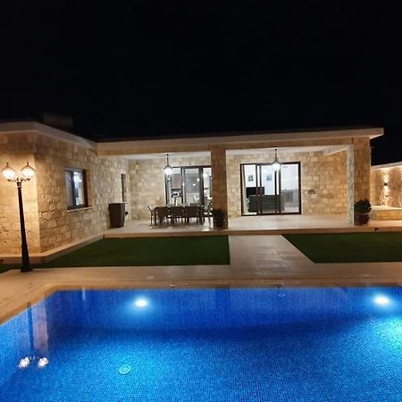 Villa Yermanina Jeroszkípu Kültér fotó