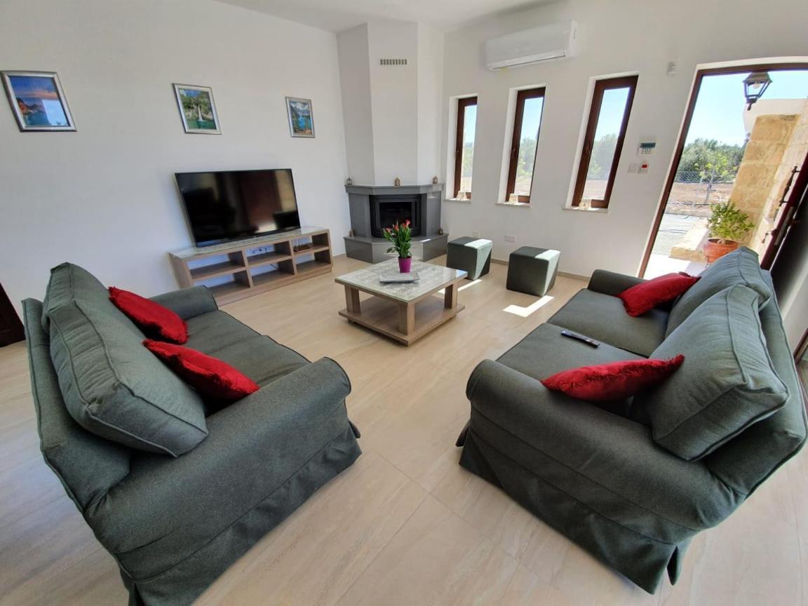 Villa Yermanina Jeroszkípu Kültér fotó
