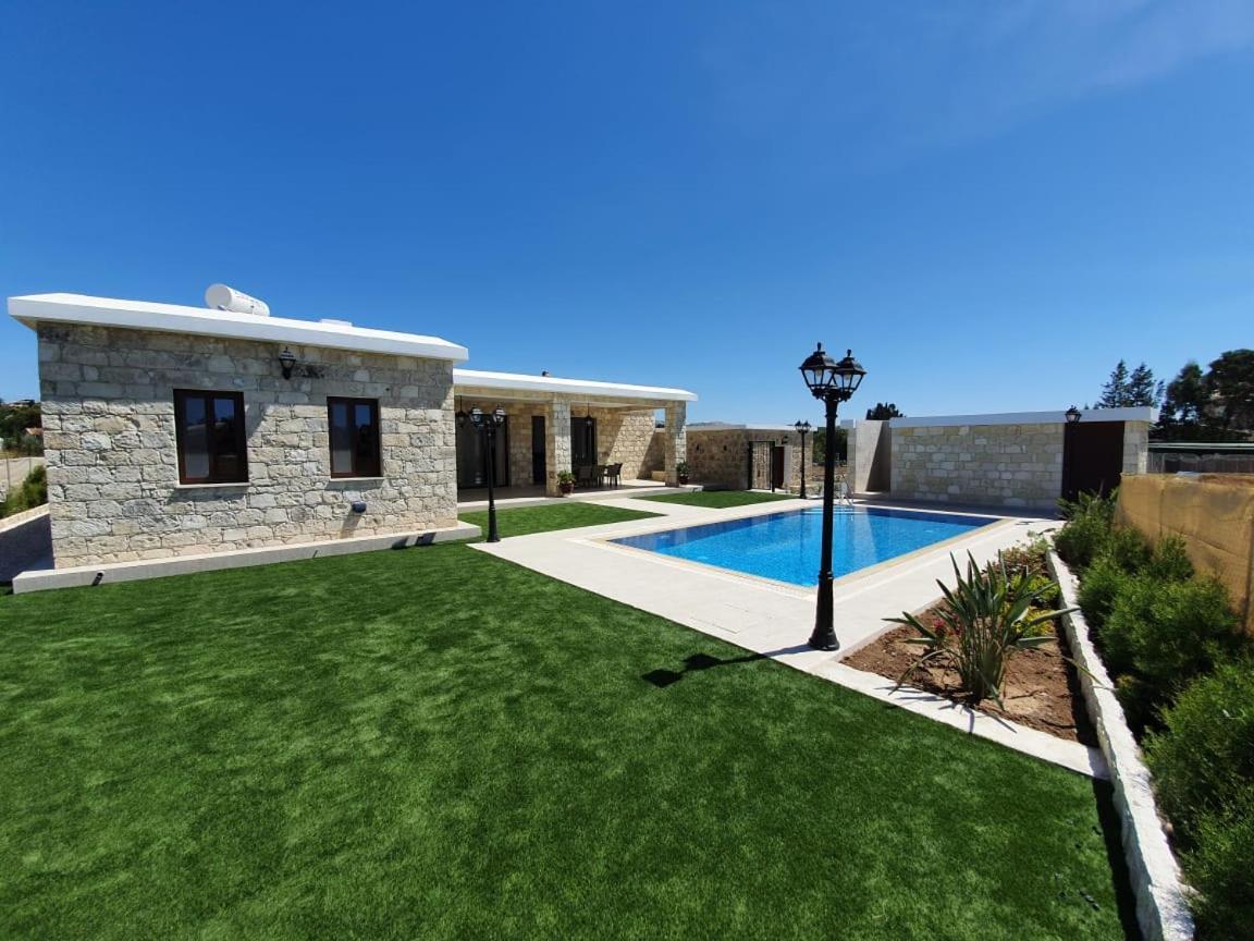 Villa Yermanina Jeroszkípu Kültér fotó